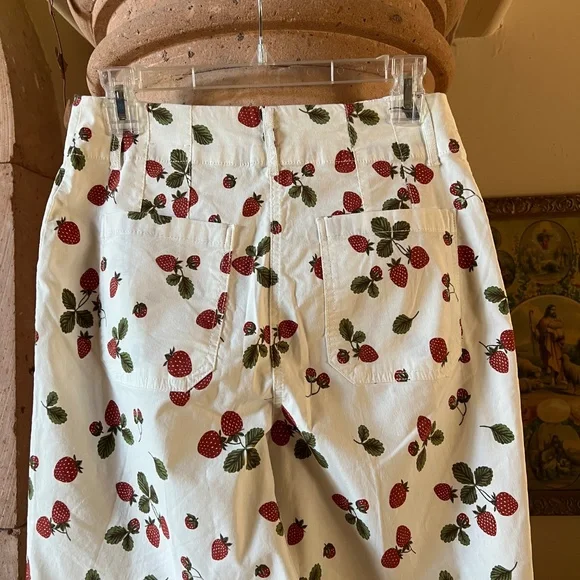 NWOT Nicole Miller New York strawberry  pants size 4 - Picture 4 of 11